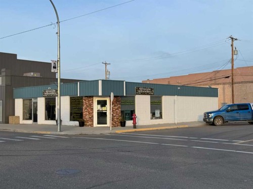 4704 53 Street, Taber, AB 