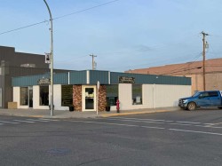 4704 53 Street  Taber, AB T1G 1W5