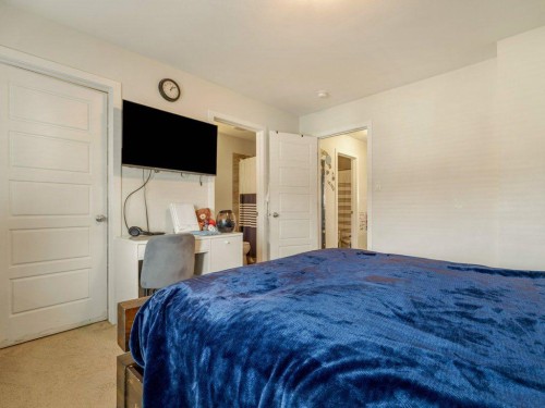 702-210 Firelight Way West, Lethbridge, AB 