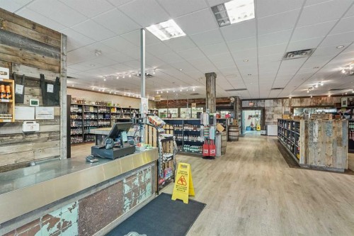 82-6200 46 Avenue, Taber, AB 