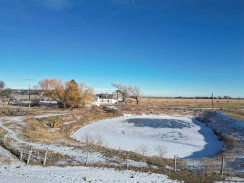 24 213032 Twp Rd. 94, Rural Lethbridge County, AB 