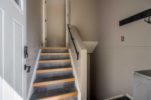 78 Purdue Court West, Lethbridge, AB - Indoor Photo Showing Other Room