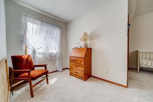 161078 Twp  132 Road, Vauxhall, AB - Indoor