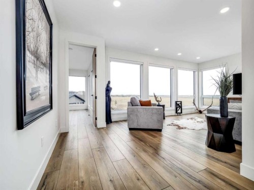 19 Stonecrest Point West, Lethbridge, AB - Indoor Photo Showing Living Room
