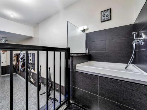 19 Stonecrest Point West, Lethbridge, AB - Indoor