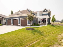 245 Prairie Rose Place SOUTH Lethbridge, AB T1K 5V7