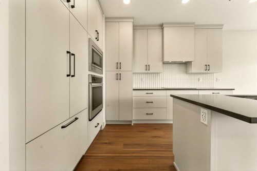773 Violet Place West, Lethbridge, AB - Indoor Photo Showing Kitchen
