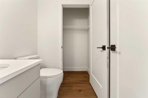 773 Violet Place West, Lethbridge, AB - Indoor Photo Showing Bathroom