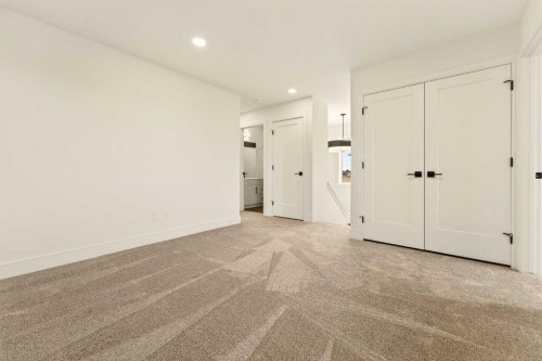 773 Violet Place West, Lethbridge, AB - Indoor Photo Showing Other Room