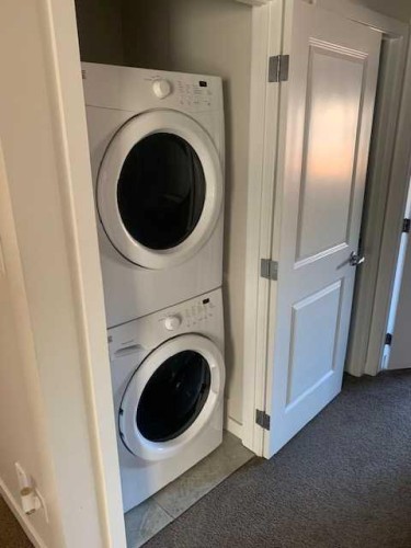 359 Caledonia Boulevard West, Lethbridge, AB 