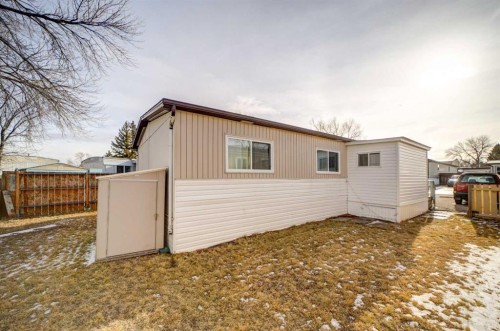55-1410 43 Street South, Lethbridge, AB 