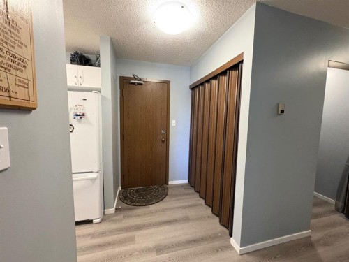 308-85 Foxbend Crescent North, Lethbridge, AB - Indoor Photo Showing Other Room