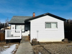 1505 8 Avenue SOUTH Lethbridge, AB T1J 1R4