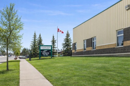 443 Everbrook Way Sw, Calgary, AB - Outdoor
