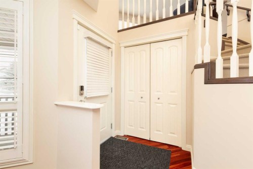 443 Everbrook Way Sw, Calgary, AB - Indoor Photo Showing Other Room