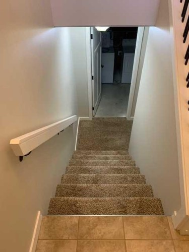 165 Lynx Road North, Lethbridge, AB 