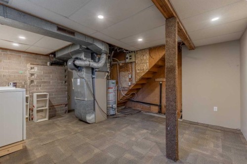 315 Dieppe Boulevard South, Lethbridge, AB - Indoor Photo Showing Basement