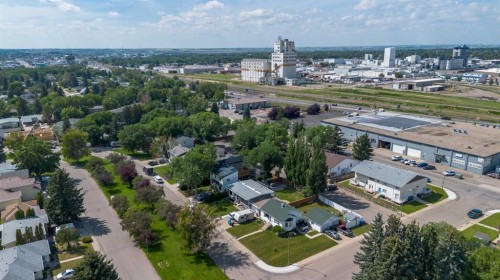 315 Dieppe Boulevard South, Lethbridge, AB - Outdoor With View