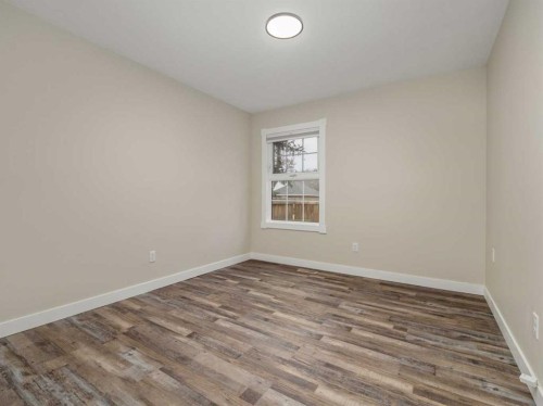 957 12 St South, Lethbridge, AB 