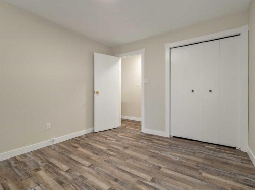 957 12 St South, Lethbridge, AB 