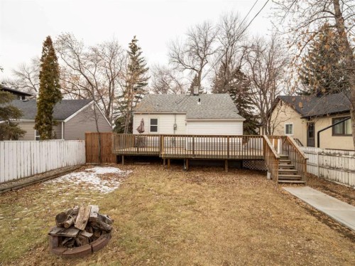 957 12 St South, Lethbridge, AB 