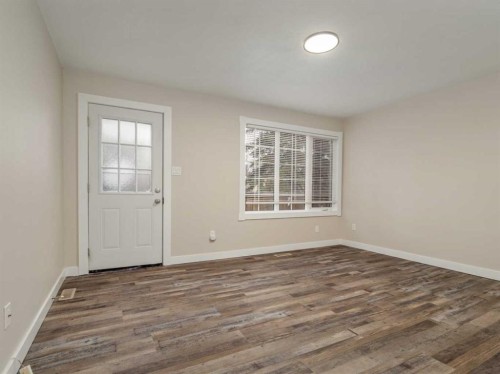 957 12 St South, Lethbridge, AB 