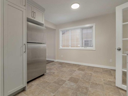 957 12 St South, Lethbridge, AB 