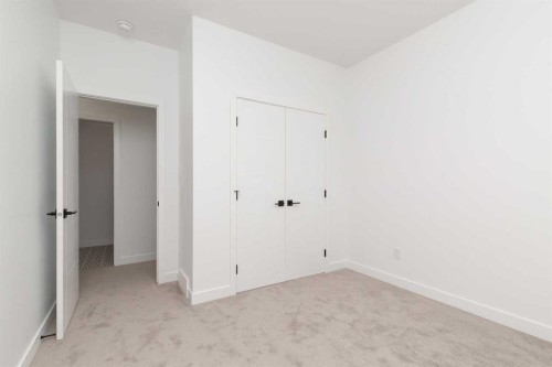 332 Rivergrove Chase West, Lethbridge, AB - Indoor Photo Showing Other Room