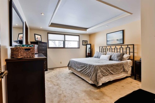 1813 Elm Road South, Lethbridge, AB - Indoor Photo Showing Bedroom