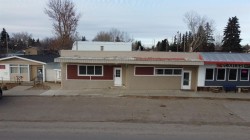 14 Railway Avenue SOUTH Lomond, AB T0L 1G0