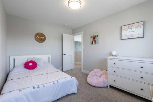 4889 7Th Street West, Claresholm, AB - Indoor Photo Showing Bedroom