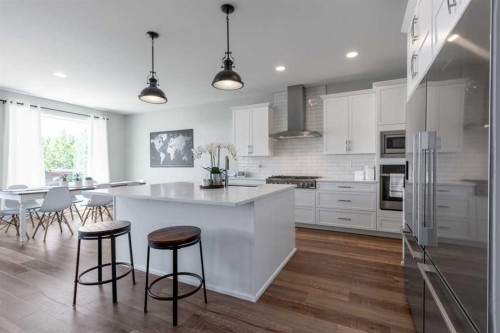 4889 7Th Street West, Claresholm, AB - Indoor Photo Showing Kitchen With Upgraded Kitchen