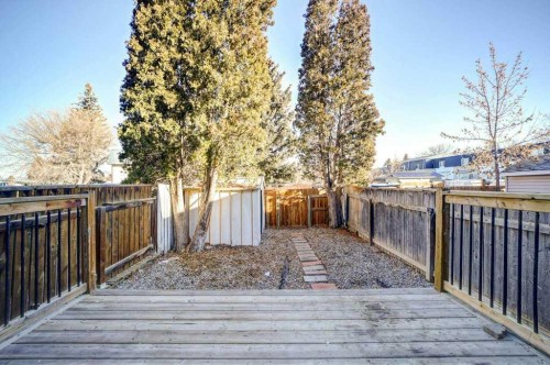 3511 Forestry Avenue South, Lethbridge, AB - Outdoor