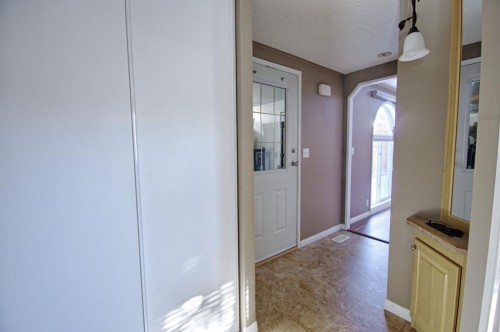 3315 31 Street, Lethbridge, AB 