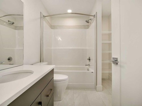 224 Blackwolf Place North, Lethbridge, AB 