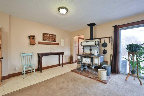 95 N 250 W, Raymond, AB - Indoor