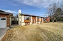 15 Cambridge Road West, Lethbridge, AB 