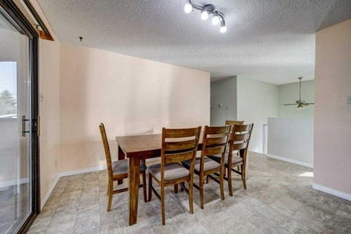 15 Cambridge Road West, Lethbridge, AB 