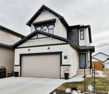 4310 28 Avenue SOUTH Lethbridge, AB T1K 8L3