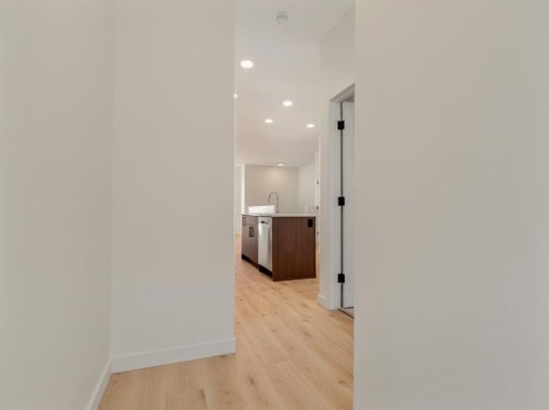 2916 47 Street South, Lethbridge, AB - Indoor Photo Showing Other Room