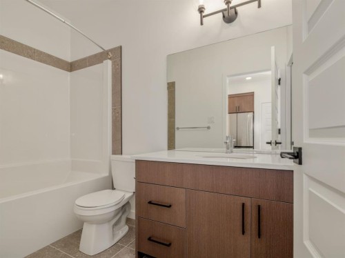 2916 47 Street South, Lethbridge, AB - Indoor Photo Showing Bathroom