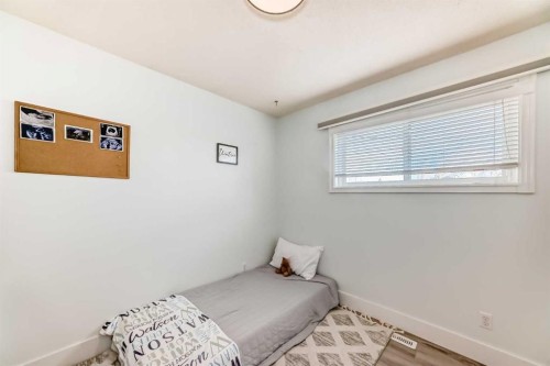 22 Sherwood Crescent West, Lethbridge, AB - Indoor