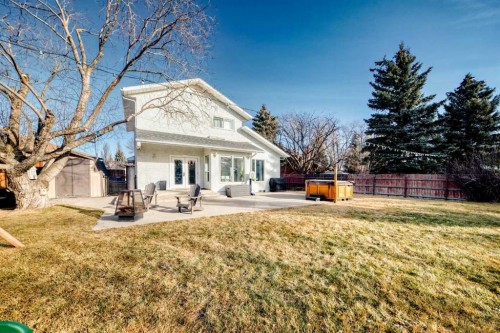 22 Sherwood Crescent West, Lethbridge, AB - Outdoor