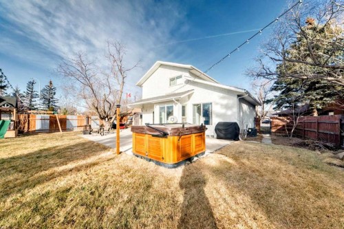 22 Sherwood Crescent West, Lethbridge, AB - Outdoor