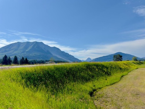 23005 27 Avenue, Bellevue, AB - Outdoor With View