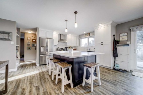 34 Honeysuckle Road North, Lethbridge, AB - Indoor