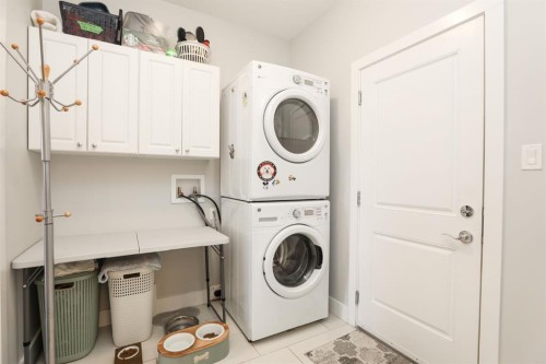 127 Westgate Drive, Coaldale, AB 