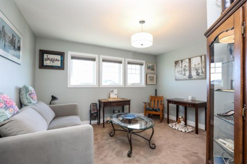 127 Westgate Drive, Coaldale, AB 