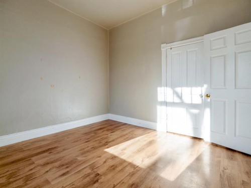 1249 5A Avenue South, Lethbridge, AB - Indoor Photo Showing Other Room