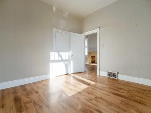 1249 5A Avenue South, Lethbridge, AB - Indoor Photo Showing Other Room